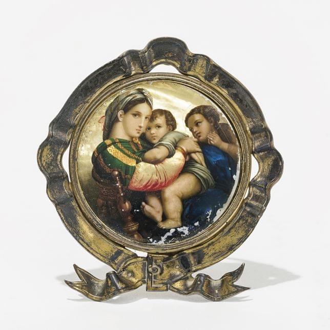 Cadre médaillon rond à motif de ceinture entourant une miniature de la Vierge à la chaise d'après Raphaël,