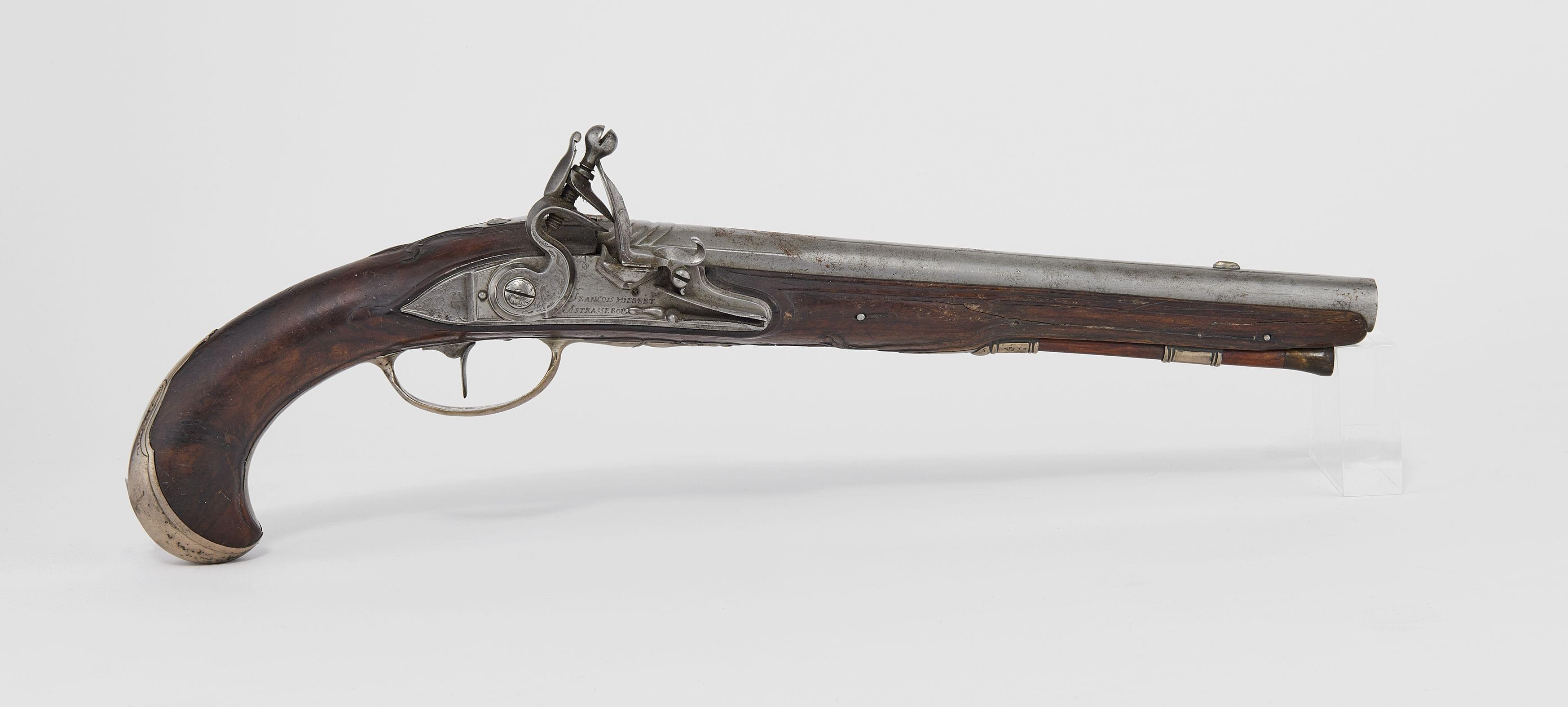 Pistolet par François Hilbert, XVIIIe s